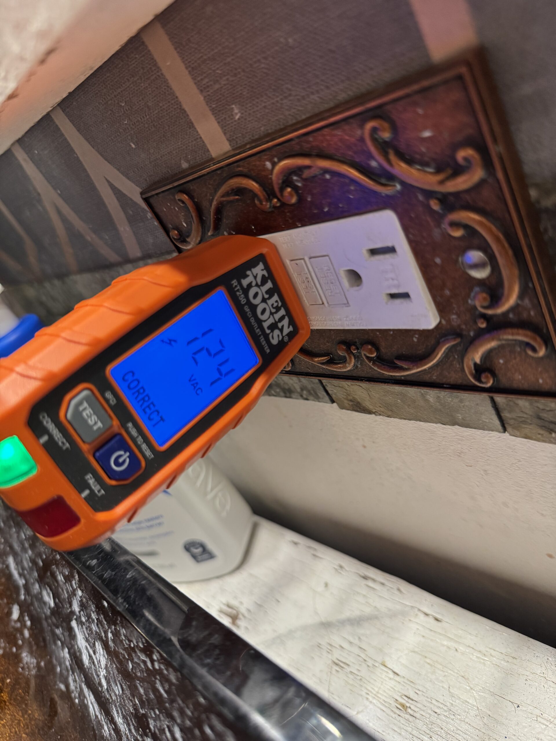 Expert bathroom GFCI troubleshooting